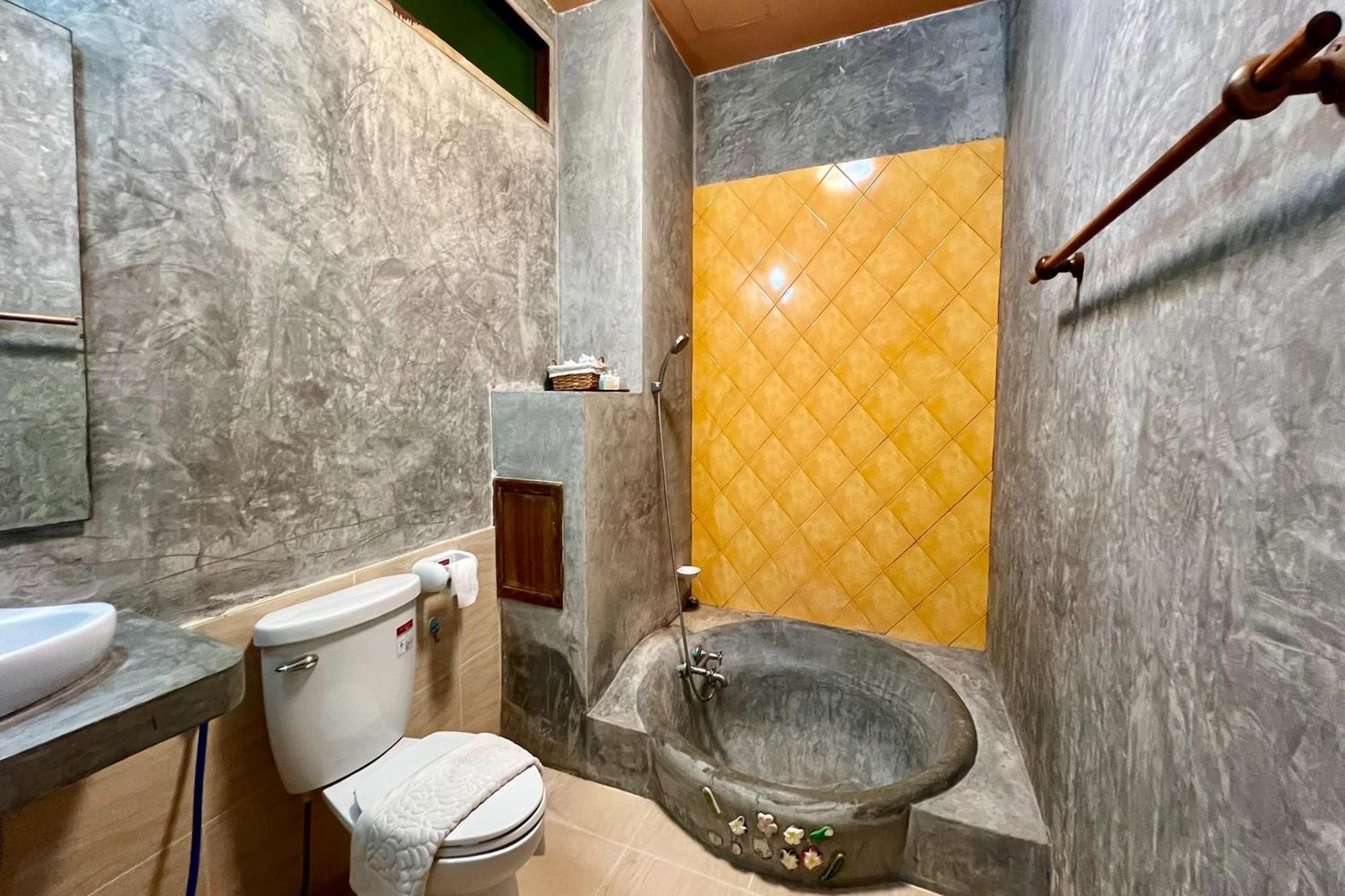 Amethyst Hotel Τσιάνγκ Μάι Εξωτερικό φωτογραφία